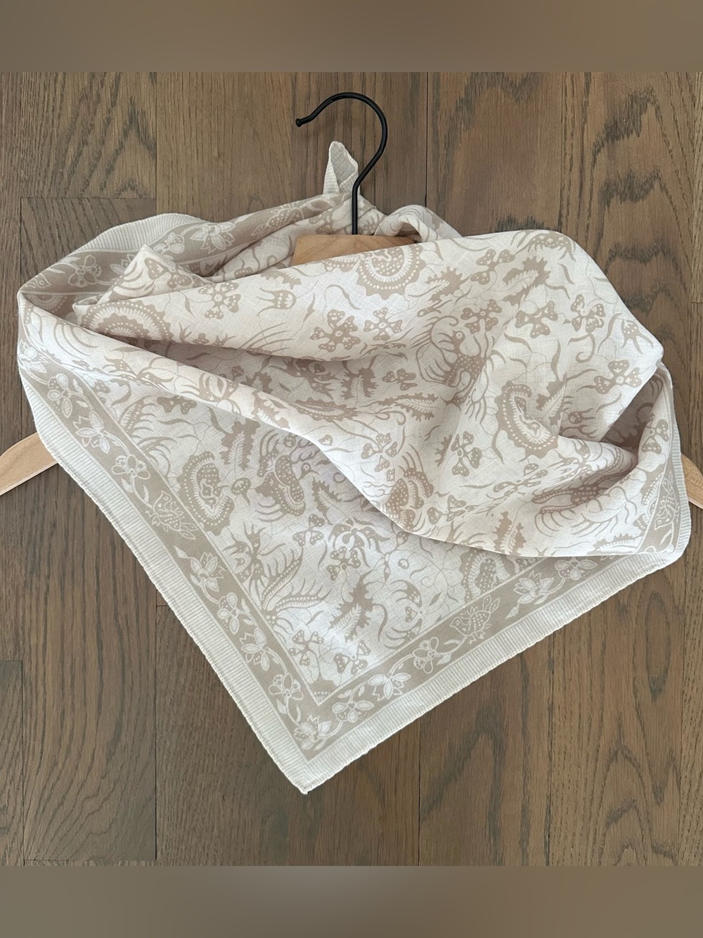 Vintage Cotton Voile Floral and Paisley Print Scarf in White and Tan 26.5" sq - Picture 3 of 8